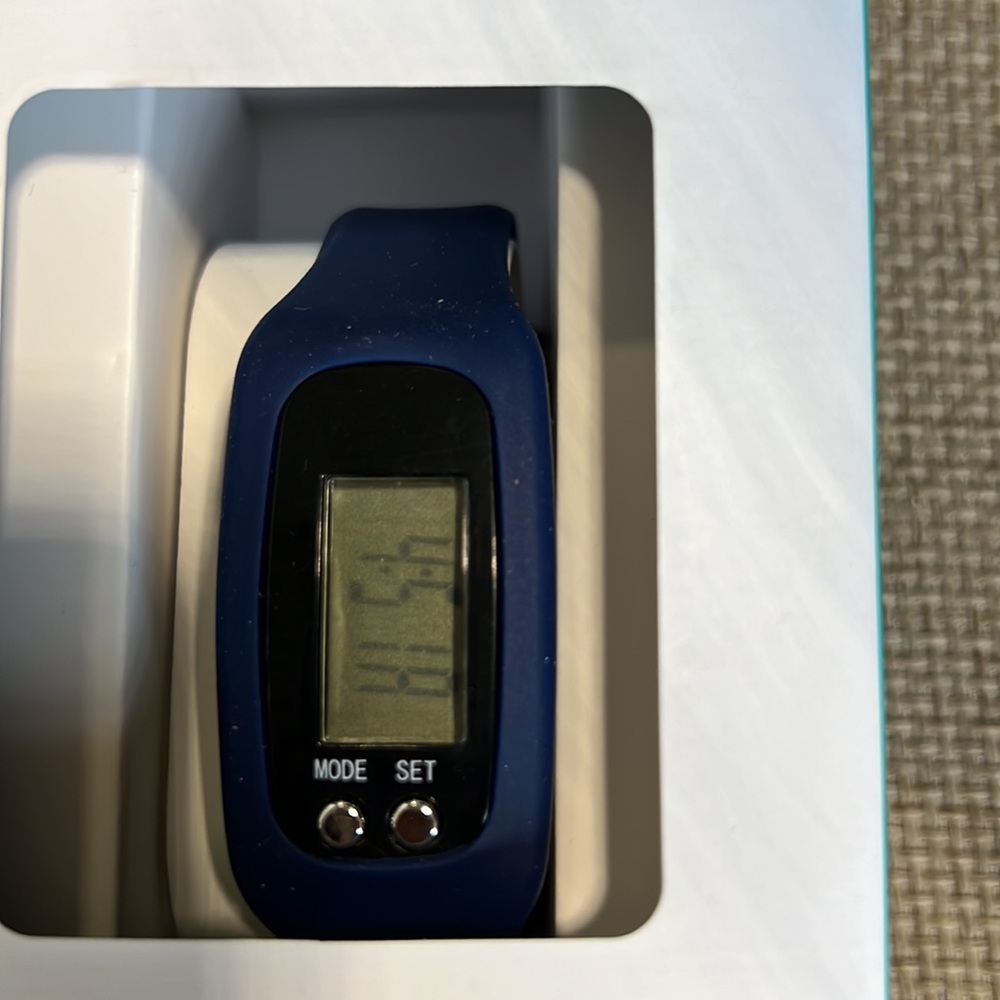 Activity Tracker - Picture 4 of 5